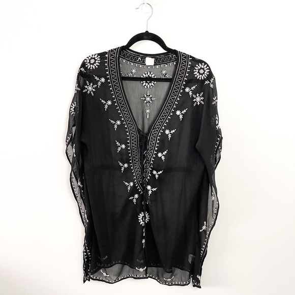 O'Neill Other - O’Neil Black & White Lace Boho Swimsuit Coverup Size Small